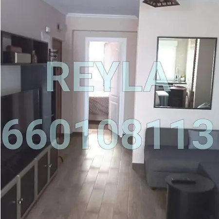 Apartamento Reyla Apartment *